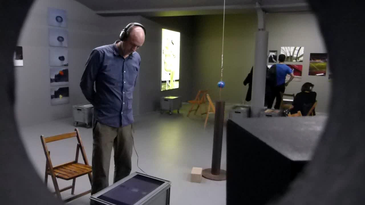 roman signer, centre culturel suisse, performance, process