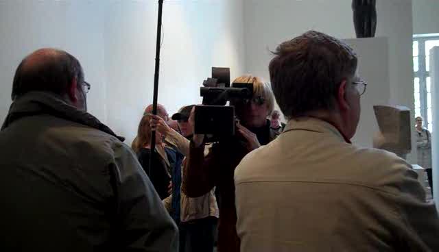 1_an_=_5 cm, parc culturel rentilly, frac, xavier, franceschi, films, corey mccorkle