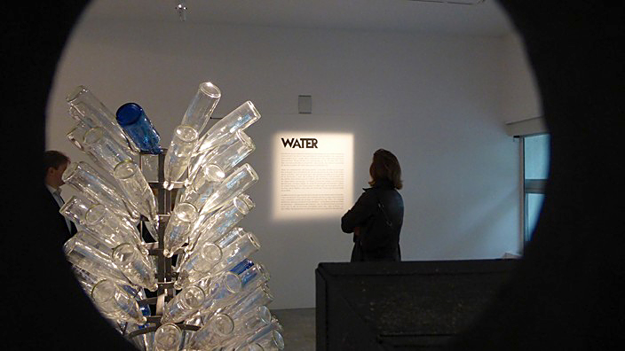 parc de la villette, lucy, jorge orta
